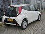 Toyota Aygo 1.0 VVT-i x-play Automaat | CarPlay | Achteruitrijcamera | Airco
