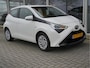 Toyota Aygo 1.0 VVT-i x-play Automaat | CarPlay | Achteruitrijcamera | Airco