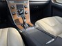 Volvo XC60 2.0 D4 FWD Summum | 5 cilinder | Panoramadak | Trekhaak | Bi-Xenon | Lichtmetalen Velgen 20 inch | BLIS | Cruise Control Adaptief | Achteruitrijcamera | Parkeersensoren | Navigatie | Lederen Bekleding | Elektrisch Verstelbare Voorstoelen