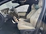Volvo XC60 2.0 D4 FWD Summum | 5 cilinder | Panoramadak | Trekhaak | Bi-Xenon | Lichtmetalen Velgen 20 inch | BLIS | Cruise Control Adaptief | Achteruitrijcamera | Parkeersensoren | Navigatie | Lederen Bekleding | Elektrisch Verstelbare Voorstoelen