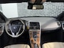 Volvo XC60 2.0 D4 FWD Summum | 5 cilinder | Panoramadak | Trekhaak | Bi-Xenon | Lichtmetalen Velgen 20 inch | BLIS | Cruise Control Adaptief | Achteruitrijcamera | Parkeersensoren | Navigatie | Lederen Bekleding | Elektrisch Verstelbare Voorstoelen
