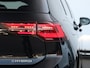 Volkswagen Golf 1.4 eHybrid Style 204PK DSG | Led | Trekhaak | Head-up display | Stoelverwarming | Side assist | Camera