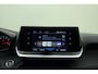Peugeot 2008 1.2 PureTech Allure Pack | Apple carplay/Android auto | Navigatie | Achteruitrijcamera | Trekhaak | Lichtmetalen velgen 17'' | Cruise control | Keyless start |
