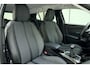 Peugeot 2008 1.2 PureTech Allure Pack | Apple carplay/Android auto | Navigatie | Achteruitrijcamera | Trekhaak | Lichtmetalen velgen 17'' | Cruise control | Keyless start |