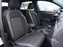 Volkswagen T-Roc 1.5 TSI Sport 150PK DSG | led | Camera | Stoelverwarming | Navigatie | Side assist