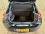 Peugeot e-208 EV Active Pack 50 kWh *Fase 3 laden* SOH 94% / Apple Carplay / Cruise Control / PDC V&A / LED / 16"LMV / Org.NL!