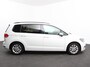 Volkswagen Touran 1.4 TSI Highline 7p Airco | Cruise control | Radio | Stoelverwarming | Bluetooth | Parkeersensoren | Lichtmetalen velgen | Parkeersensoren | Trekhaak