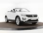 Volkswagen T-Roc Cabrio 1.5 TSI 150pk DSG Style · Apple/Android Car Play · Stoelverwarming · Alarm · Navigatie · P-Sensoren · 17'' Inch ·