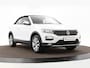 Volkswagen T-Roc Cabrio 1.5 TSI 150pk DSG Style · Apple/Android Car Play · Stoelverwarming · Alarm · Navigatie · P-Sensoren · 17'' Inch ·