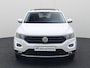 Volkswagen T-Roc 1.5 TSI 150PK DSG Style · Camera · Panoramadak · Apple/Android Car Play · Trekhaak · Navigatie · 17'' Inch ·