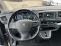 Peugeot e-Traveller 75 kWh Business Allure VIP Long | 100 % Elektrisch | Automaat | Lengte 3 | Vol Opties ! | Lederen Bekleding | Panoramadak | 8-Zitplaatsen | Stoelverwarming | 2x Elektrische Zijschuifdeur | Achterklep | Climate Control | Navigatie | Lichtmetalen Velgen | Slechts 27.400 Km ! |