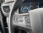 Peugeot e-Traveller 75 kWh Business Allure VIP Long | 100 % Elektrisch | Automaat | Lengte 3 | Vol Opties ! | Lederen Bekleding | Panoramadak | 8-Zitplaatsen | Stoelverwarming | 2x Elektrische Zijschuifdeur | Achterklep | Climate Control | Navigatie | Lichtmetalen Velgen | Slechts 27.400 Km ! |