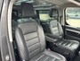Peugeot e-Traveller 75 kWh Business Allure VIP Long | 100 % Elektrisch | Automaat | Lengte 3 | Vol Opties ! | Lederen Bekleding | Panoramadak | 8-Zitplaatsen | Stoelverwarming | 2x Elektrische Zijschuifdeur | Achterklep | Climate Control | Navigatie | Lichtmetalen Velgen | Slechts 27.400 Km ! |