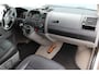 Volkswagen Transporter TDI 2.5 | 5 Cilinder | Zeer nette Camper! | Hefdak | Cruise controle | Airco | Trekhaak | Achteruitrijcamera | Apple CarPlay/Android Auto | DAB+ | 4 Persoons | 2 Slaapplekken | Lederen bekleding | Keuken | 20 Inch LMV |