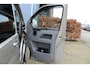 Volkswagen Transporter TDI 2.5 | 5 Cilinder | Zeer nette Camper! | Hefdak | Cruise controle | Airco | Trekhaak | Achteruitrijcamera | Apple CarPlay/Android Auto | DAB+ | 4 Persoons | 2 Slaapplekken | Lederen bekleding | Keuken | 20 Inch LMV |