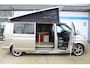 Volkswagen Transporter TDI 2.5 | 5 Cilinder | Zeer nette Camper! | Hefdak | Cruise controle | Airco | Trekhaak | Achteruitrijcamera | Apple CarPlay/Android Auto | DAB+ | 4 Persoons | 2 Slaapplekken | Lederen bekleding | Keuken | 20 Inch LMV |