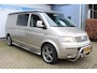 Volkswagen Transporter TDI 2.5 | 5 Cilinder | Zeer nette Camper! | Hefdak | Cruise controle | Airco | Trekhaak | Achteruitrijcamera | Apple CarPlay/Android Auto | DAB+ | 4 Persoons | 2 Slaapplekken | Lederen bekleding | Keuken | 20 Inch LMV |
