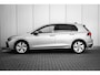 Volkswagen Golf Life Edition eHybrid | 'App-Connect' draadloze smartphone integratie | Achterbank in ongelijke delen neerklapbaar incl. middenarmsteun en doorlaadmogelijkheid | Afstandscontrolesysteem (Front Assist)
