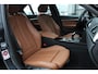 BMW 3-Serie 320i High Executive / LCI / Leer / LED / 18"/  N.A.P.