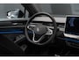 Volkswagen ID.7 Tourer Pro Limited Edition | Achterbank in ongelijke delen neerklapbaar incl. middenarmsteun en doorlaadmogelijkheid | Afstandscontrolesysteem (Front Assist), met voetgangers- en fietsersherkenning | Airconditioning automatisch, 2-zone (Climatronic)