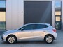 SEAT Ibiza 1.0 TSI Style Bsns Intense Automaat - Urban Silver - Panorama/Carplay/Camera