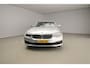 BMW 5-Serie Sedan 530i Trekhaak / Active cruise / Head-up / LED / Park assist / Camera / Alu wielen 17 inch