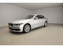 BMW 5-Serie Sedan 530i Trekhaak / Active cruise / Head-up / LED / Park assist / Camera / Alu wielen 17 inch
