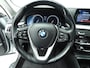 BMW 5-Serie Sedan 530i Trekhaak / Active cruise / Head-up / LED / Park assist / Camera / Alu wielen 17 inch