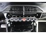 Peugeot e-208 EV GT 350 50 kWh | Achterbank in delen neerklapbaar | Achteruitrijcamera | Afwijkende dakkleur