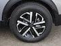 Peugeot e-2008 EV Business 54 kWh | 8 JAAR GARANTIE | Navigatie | Climate Control | Cruise Control | LED | Apple Carplay/Android Auto |