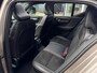 Volvo XC40 1.5 T5 Recharge R-Design NL-auto | Schuif- Kanteldak | H&K | Trekhaak | Stoelverwarming | Memory | Adaptive Cruise