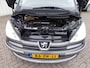 Peugeot 807 2.0 SR ( NW. APK KEURING BIJ VERKOOP )