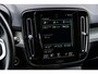 Volvo XC40 1.5 T4 Recharge Inscription Expression | Lederen bekleding | Achteruitrijcamera | Lichtmetalen Velgen 19 inch | Stoel- en stuurverwarming | Elektrische Achterklep | Navigatie | Apple Carplay / Android Auto |