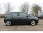 Opel Corsa 1.4 Favourite, Trekhaak, Parkeersensoren achter, Apple Carplay/Android Auto, DAB, Cruise control