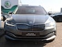 Skoda Superb Combi 1.4 TSI 218pk iV Style | Trekhaak | CANTON Audio | 360° Camera | Dynamic Chassis Control | Elektrische voorstoelen | Adaptieve cruise control |