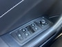 Volkswagen T-Roc 1.5 TSI R-Line | Digi dash | IQ. drive | A-Camera | Clima | 150Pk | App Connect |