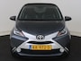 Toyota Aygo 1.0 VVT-i x-clusiv Automaat | Vouwdak | Clima | LM velgen |