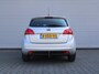 Kia Venga 1.4 CVVT World Cup Edition | Trekhaak | Camera | Panoramadak | Navi | Clima | Cruise |