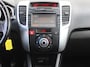 Kia Venga 1.4 CVVT World Cup Edition | Trekhaak | Camera | Panoramadak | Navi | Clima | Cruise |
