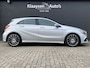 Mercedes-Benz A-klasse 180 Business Solution AMG Edition AUT. | leder/alcantara | 18 inch AMG velgen | navigatie | sportstoelen | sfeerverl.