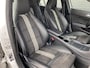 Mercedes-Benz A-klasse 180 Business Solution AMG Edition AUT. | leder/alcantara | 18 inch AMG velgen | navigatie | sportstoelen | sfeerverl.
