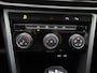Volkswagen T-Roc 1.5 TSI Life 150 PK| Origineel Nederlands | 1e Eigenaar | Dealeronderhouden | Trekhaak | Navigatie | Dodehoek Detectie |Digitale Cockpit Pro | Parkeersensoren