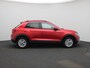 Volkswagen T-Roc 1.5 TSI Life 150 PK| Origineel Nederlands | 1e Eigenaar | Dealeronderhouden | Trekhaak | Navigatie | Dodehoek Detectie |Digitale Cockpit Pro | Parkeersensoren