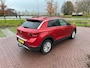 Volkswagen T-Roc 1.5 TSI Life 150 PK| Origineel Nederlands | 1e Eigenaar | Dealeronderhouden | Trekhaak | Navigatie | Dodehoek Detectie |Digitale Cockpit Pro | Parkeersensoren