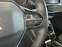 Peugeot 2008 1.2 PureTech Allure Cruise/Climate control, Apple Carplay/Android auto, Stoelverwarming, Achteruitrij-camera, PDC achter,