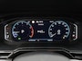 Volkswagen Polo 1.0 TSI Life Automaat - Navigatie - Stoelverwarming - Pdc