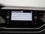 Volkswagen Polo 1.0 TSI Life Automaat - Navigatie - Stoelverwarming - Pdc