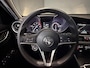Alfa Romeo Giulia 2.2 Jtd 180pk AE Automaat 19 Inch L.M. velgen, DAB audio, Navigatie