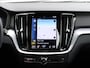 Volvo V60 2.0 B3 Momentum Business Automaat / Adaptieve Cruise Control / 360* camera / Climate Pack / Parking Pack / Trekhaak