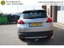 Peugeot 2008 1.2 PURETECH AUTOMAAT ALLURE LUXE ORIGINEEL NL PANORAMADAK CAMERA TREKHAAK ANDROID/APPLECARPLAY NAVIGATIE LED PARKEERSENSOREN V+A ECC AIRCO CRUISE 16INCH ENZ...